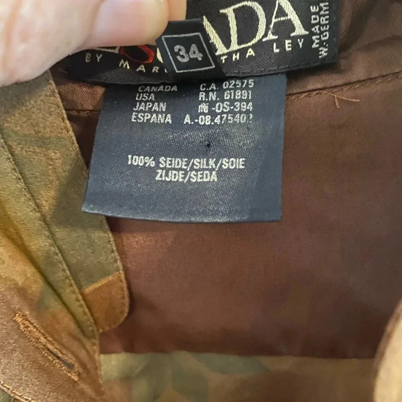 Escada Women Vintage 80s/90s Silk Button Up Blouse - Picture 4 of 9